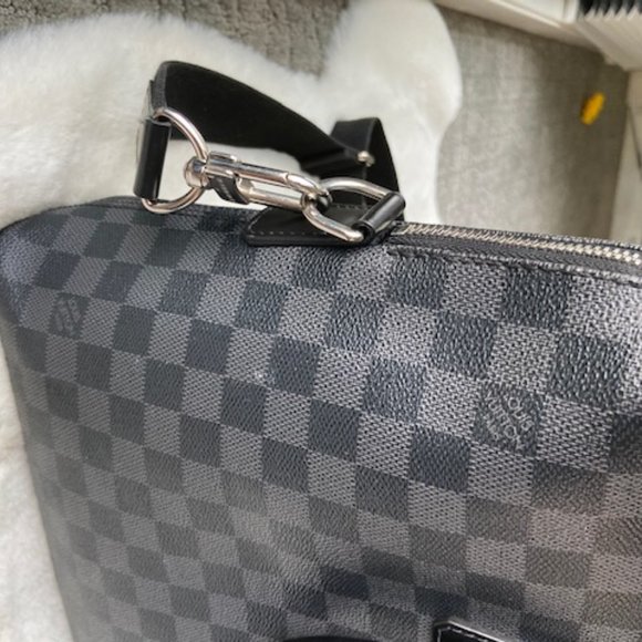 Men’s Bag Louis Vuitton Damier Graphite Laptop Bag - Picture 12 of 15